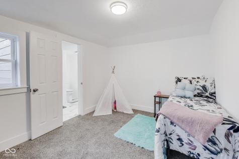 2305 S Meridian Street Indianapolis IN 46225