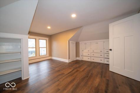 159 E King Street Franklin IN 46131