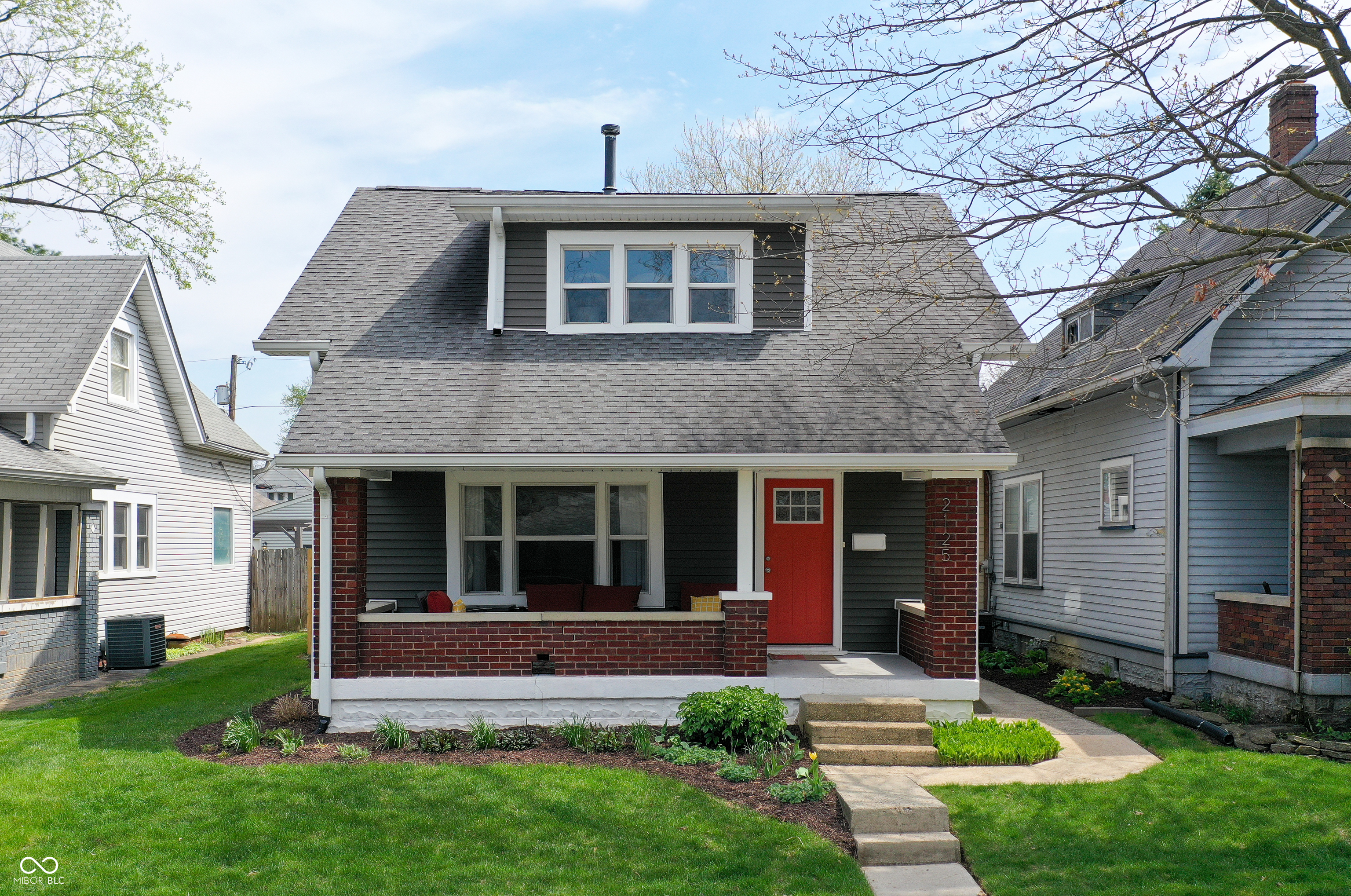 2125 S Garfield Drive Indianapolis IN 46203