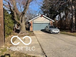 2702 E 56th Street Indianapolis IN 46220