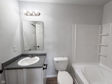 526 Bourneside Drive Greenfield IN 46140