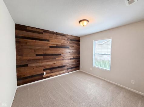 526 Bourneside Drive Greenfield IN 46140