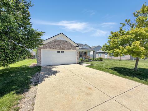 526 Bourneside Drive Greenfield IN 46140