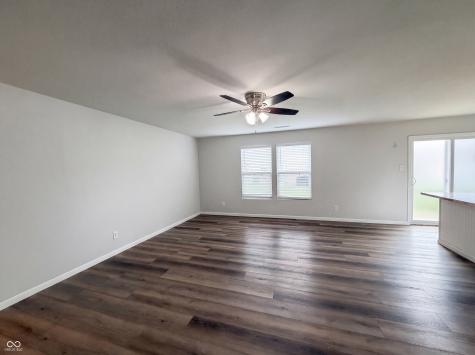 526 Bourneside Drive Greenfield IN 46140
