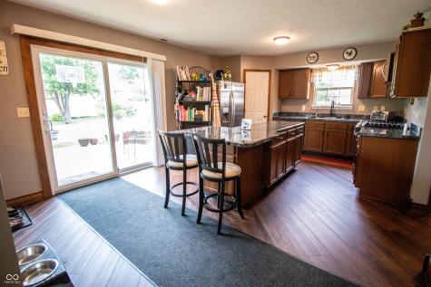 1098 Meadowview Court Franklin IN 46131