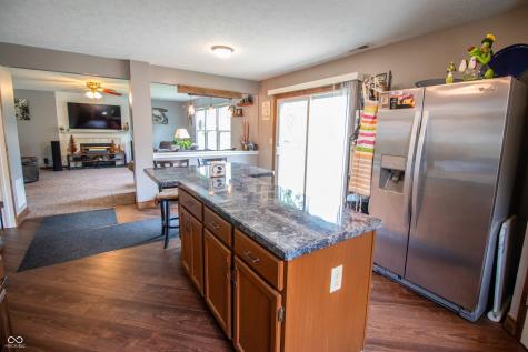 1098 Meadowview Court Franklin IN 46131