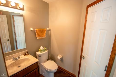 1098 Meadowview Court Franklin IN 46131
