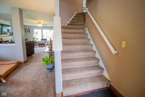 1098 Meadowview Court Franklin IN 46131