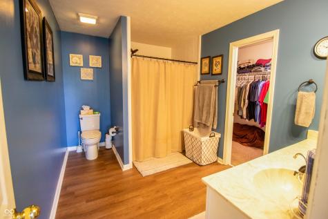 1098 Meadowview Court Franklin IN 46131