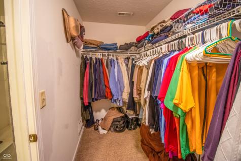1098 Meadowview Court Franklin IN 46131