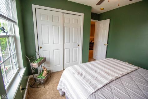 1098 Meadowview Court Franklin IN 46131