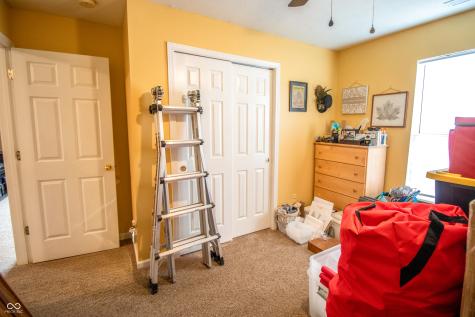 1098 Meadowview Court Franklin IN 46131