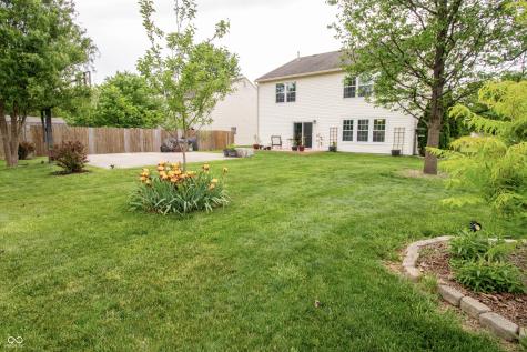 1098 Meadowview Court Franklin IN 46131