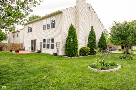 1098 Meadowview Court Franklin IN 46131