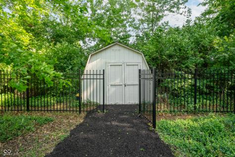 430 W 65th Street Indianapolis IN 46260