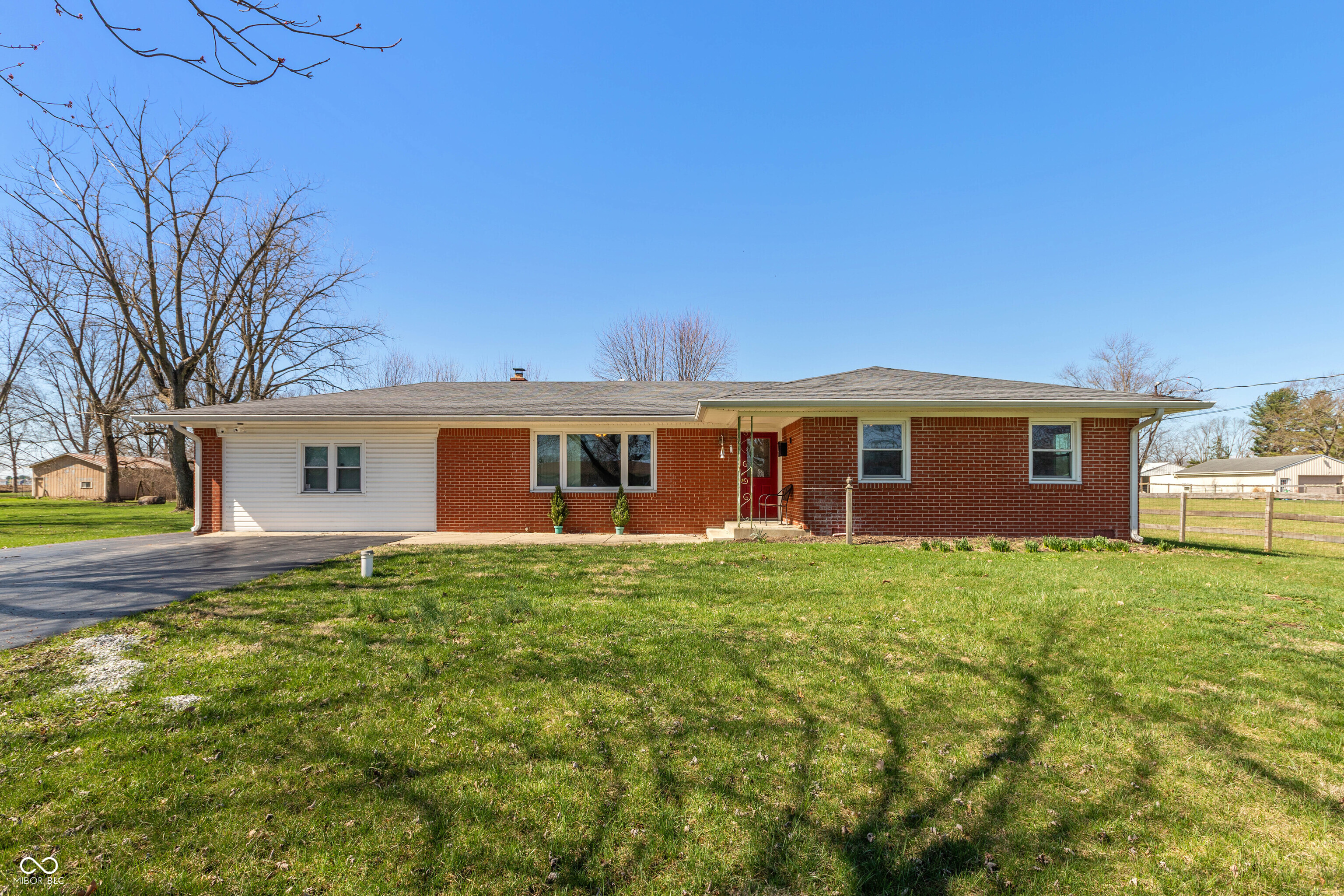 5150 Hickory Road Indianapolis IN 46239