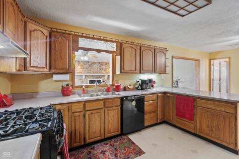 5150 Hickory Road Indianapolis IN 46239