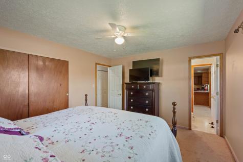 5150 Hickory Road Indianapolis IN 46239