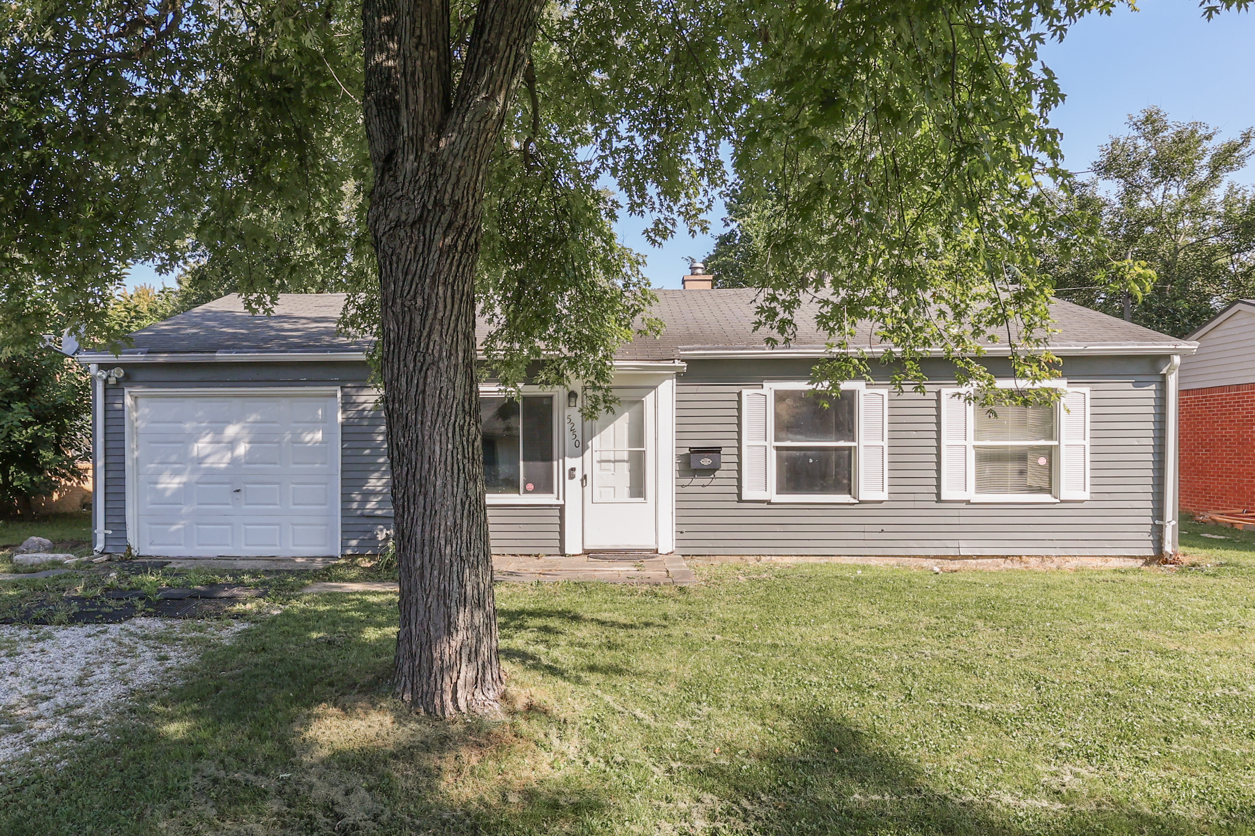 5250 Falcon Lane Indianapolis IN 46224