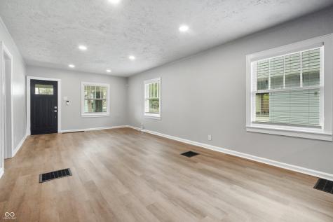 5754 Rawles Avenue Indianapolis IN 46219