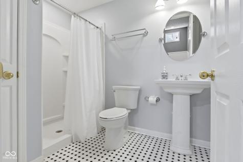 5250 Ivy Hill Drive Carmel IN 46033