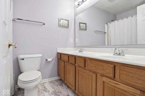 5250 Ivy Hill Drive Carmel IN 46033