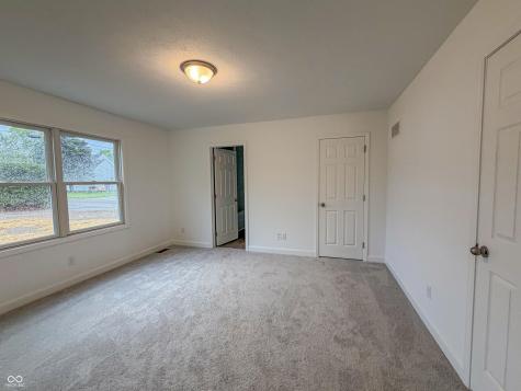 339 W 2nd Street Anderson IN 46016