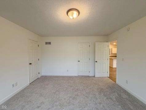 339 W 2nd Street Anderson IN 46016