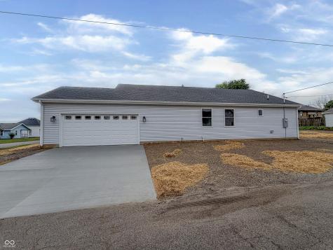 339 W 2nd Street Anderson IN 46016