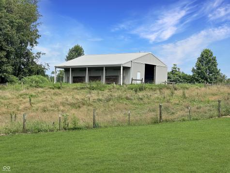 14113 W Lake Road Seymour IN 47274