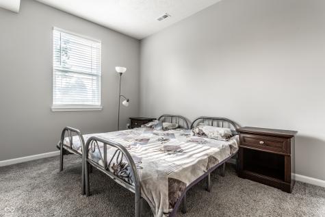 1711 Pelham Drive Greenwood IN 46143