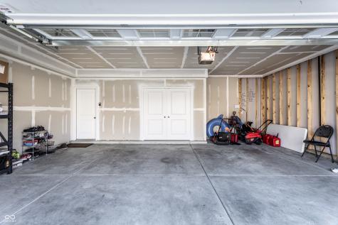 1711 Pelham Drive Greenwood IN 46143