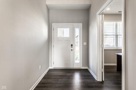 1711 Pelham Drive Greenwood IN 46143