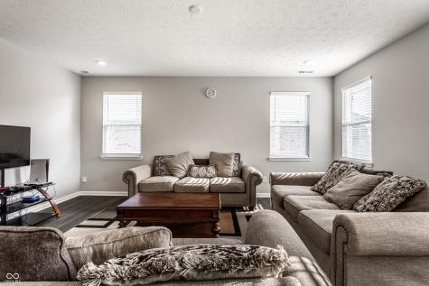 1711 Pelham Drive Greenwood IN 46143