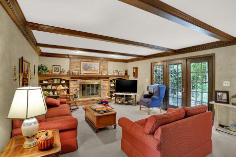 120 Spring Drive Zionsville IN 46077