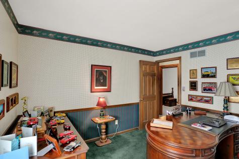 120 Spring Drive Zionsville IN 46077
