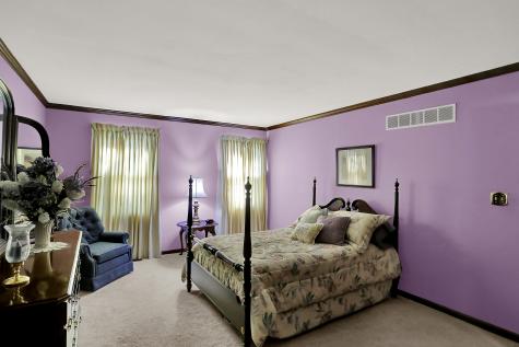 120 Spring Drive Zionsville IN 46077
