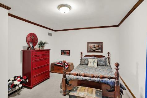 120 Spring Drive Zionsville IN 46077