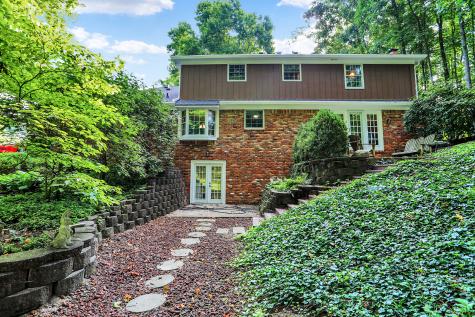 120 Spring Drive Zionsville IN 46077