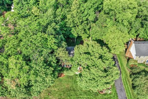120 Spring Drive Zionsville IN 46077