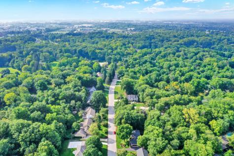 120 Spring Drive Zionsville IN 46077