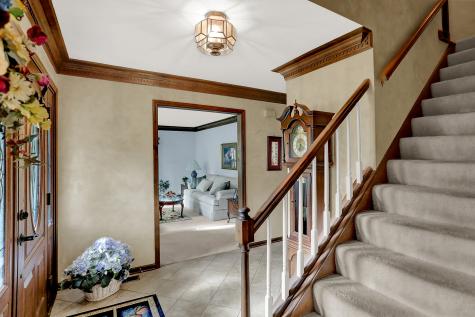 120 Spring Drive Zionsville IN 46077