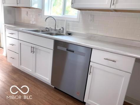 6594 S Jonesville Road Columbus IN 47201