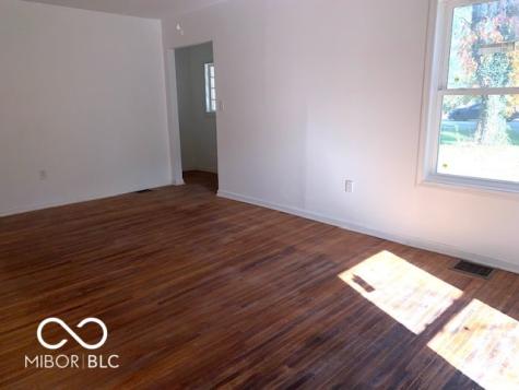 6594 S Jonesville Road Columbus IN 47201