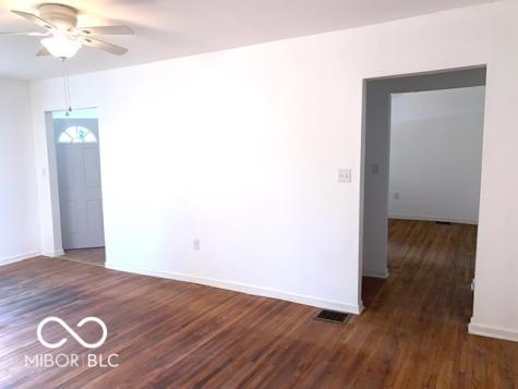 6594 S Jonesville Road Columbus IN 47201