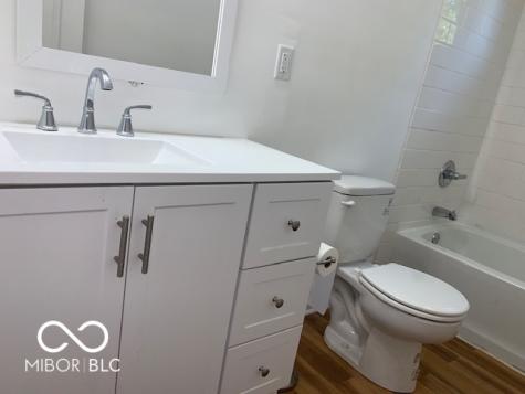 6594 S Jonesville Road Columbus IN 47201