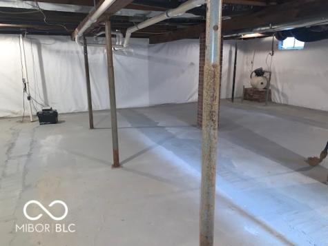 6594 S Jonesville Road Columbus IN 47201