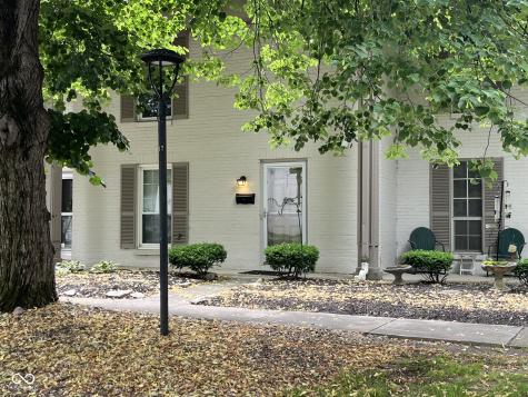 4227 Greenway Drive Indianapolis IN 46220