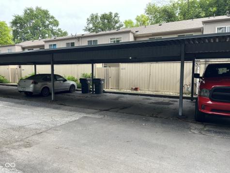 4227 Greenway Drive Indianapolis IN 46220