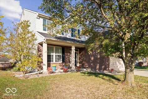 692 Weeping Way Lane Avon IN 46123